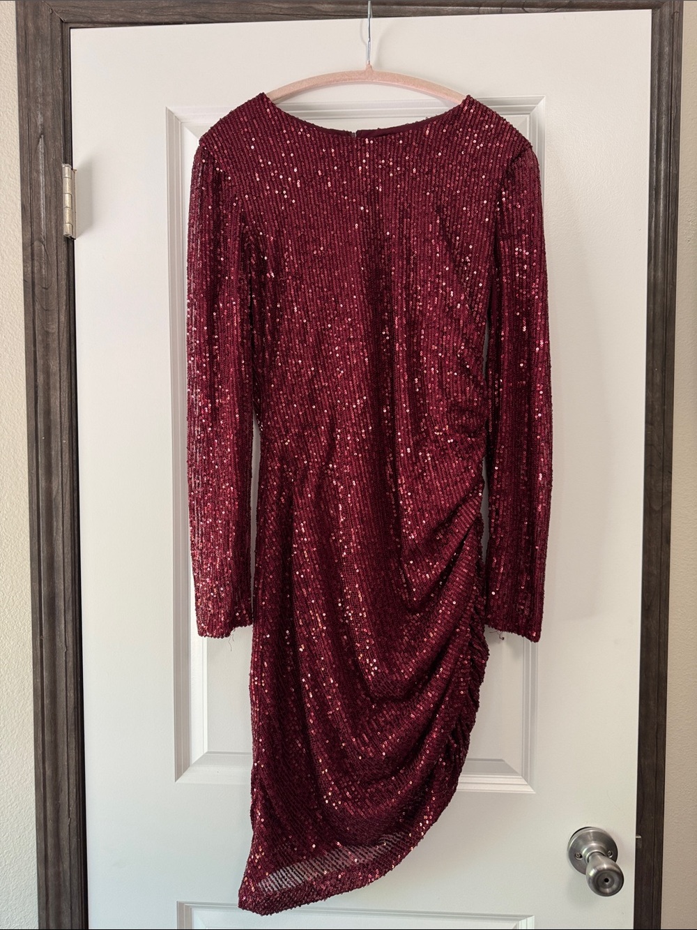 Women's Burgundy Sequin Long-Sleeve Ruched Dress